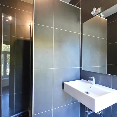 Vakantiehuis In With Garden, Cleaning Included *