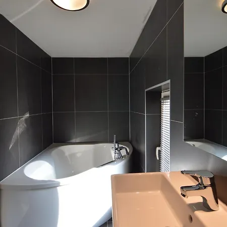 Vakantiehuis In With Garden, Cleaning Included Marcourt