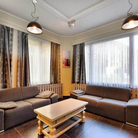 Comfortable In With Garden, Cleaning Included *