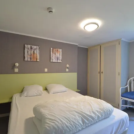 Vakantiehuis In With Garden, Cleaning Included